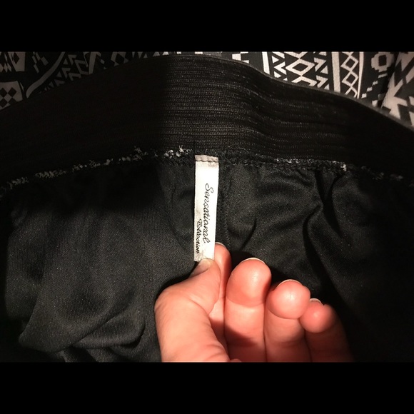 Pattern skirt - Picture 3 of 5